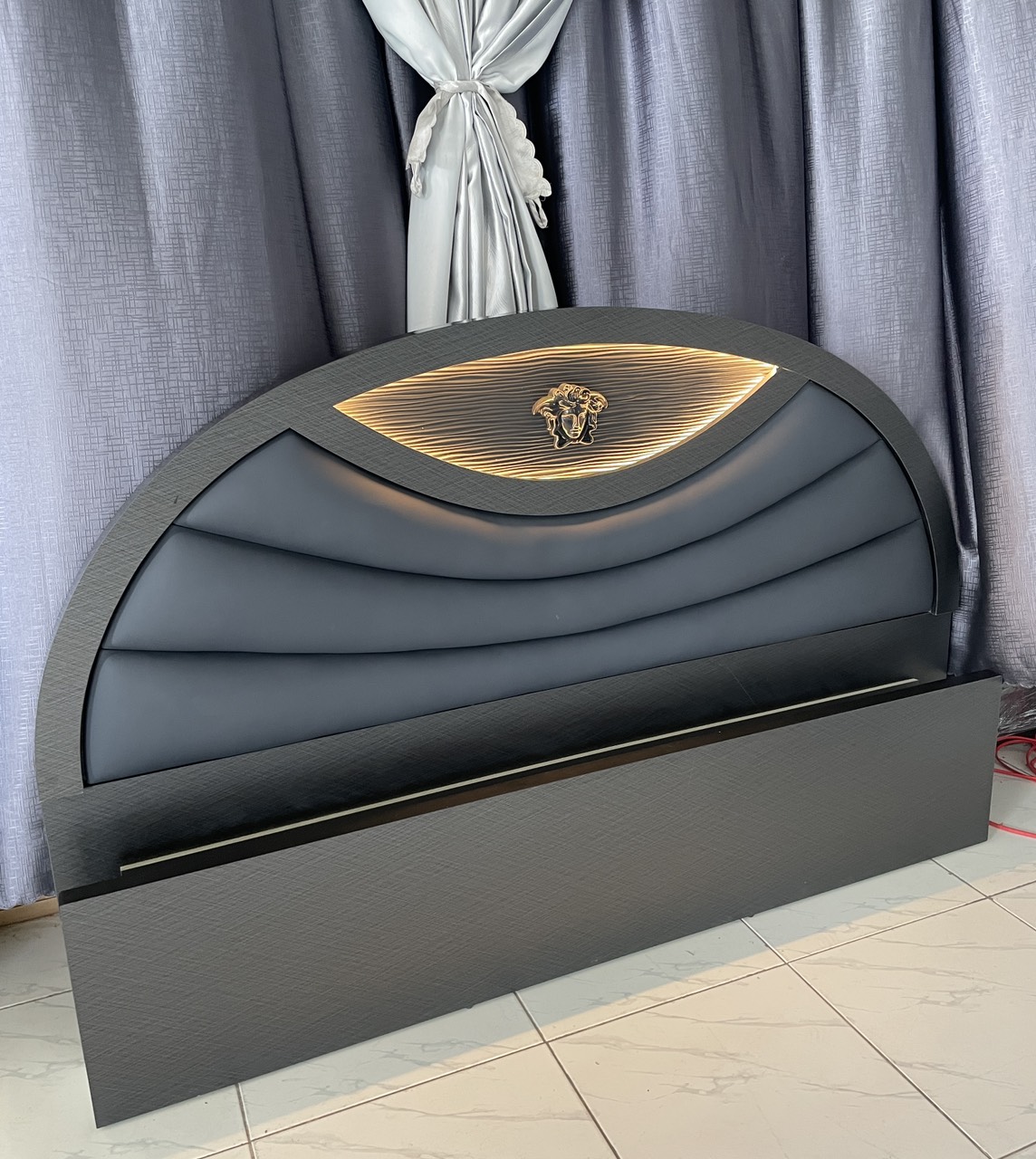 Giường ngủ MD - 40 có LED