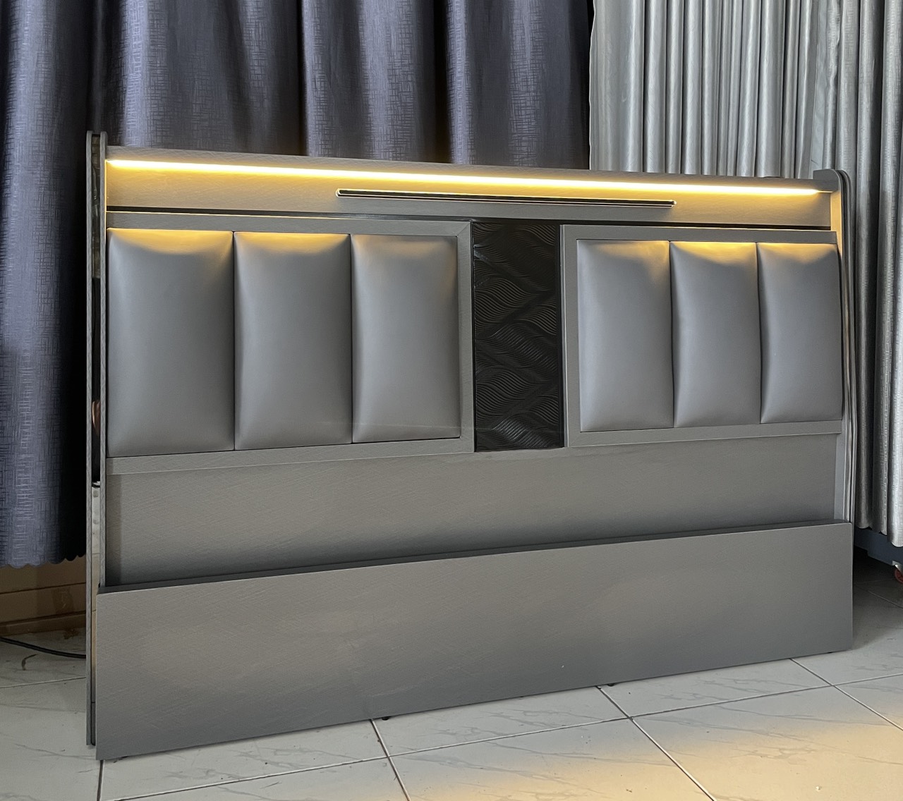 Giường ngủ MD - 45 có LED