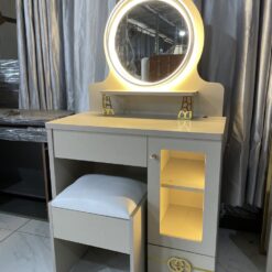 Alternative view of Bàn phấn TL-08