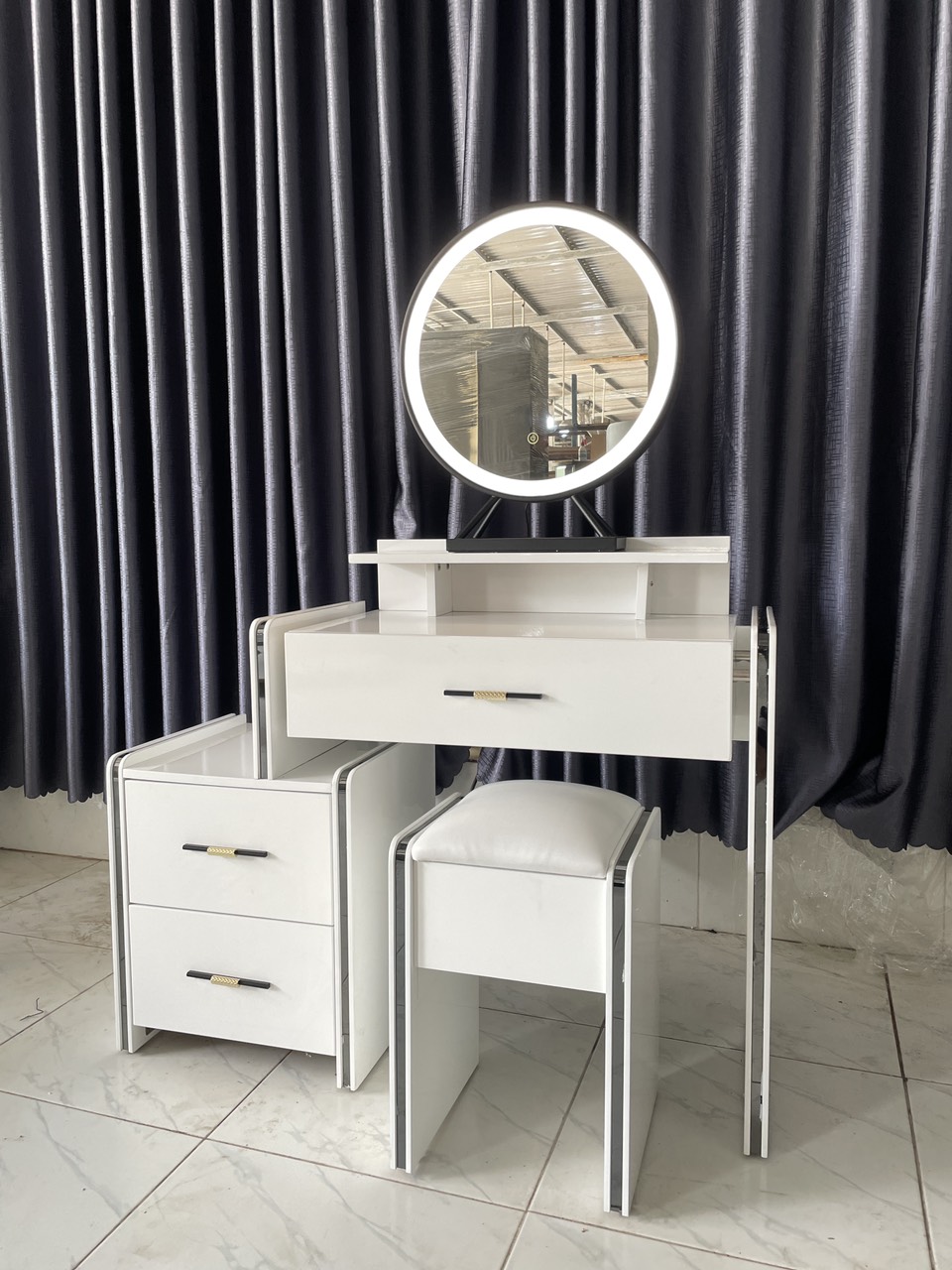 Bàn phấn TL-01 - Ảnh 4