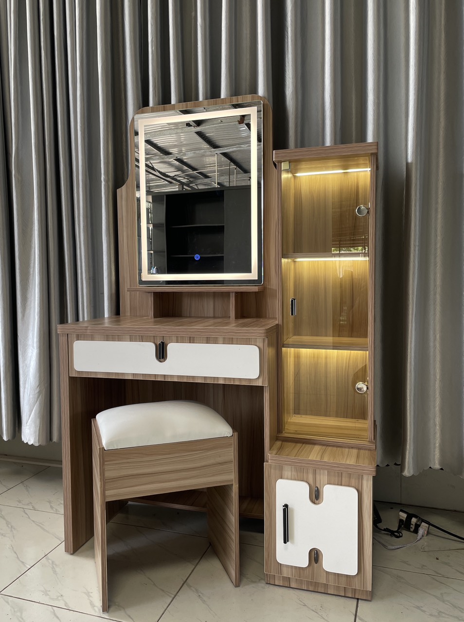 Bàn phấn TL-02 - Ảnh 7